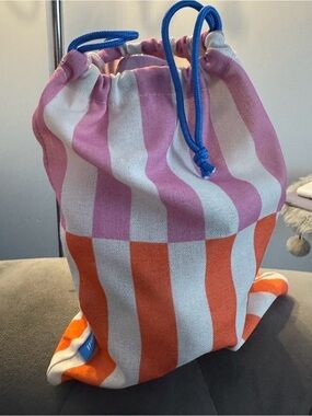 Ipsy ‘Vacation’ Glam Pouch Bag
